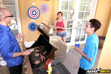 Adria Rae & Monique Alexander - BangBros photo 4