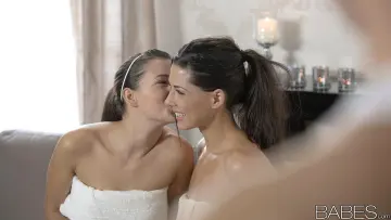 Alexa Tomas & Cindy Loarn - Babes photo 13