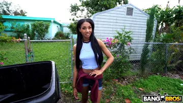 Alexis Avery - Bang Bus photo 8