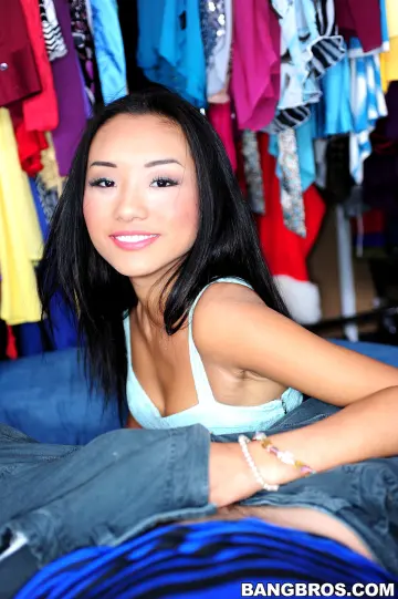 Alina Li - BangBros photo 3