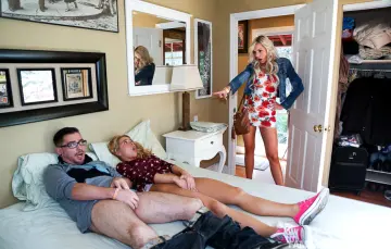 Alina West & Nina Elle - Family Strokes photo 17