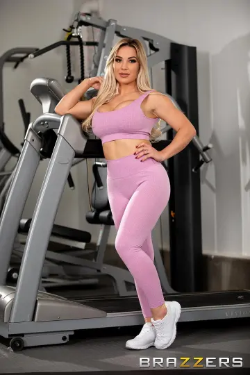 Amber Jade - Hot And Mean photo 14