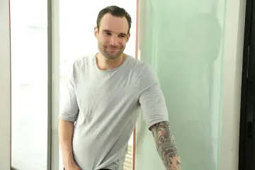 Amilia Onyx & Alex Legend - Digital Playground photo 8