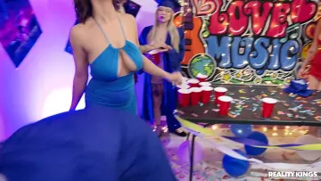 Angel Youngs, Hailey Rose, Nina Nova & Krisk Xxx - Reality Kings photo 13