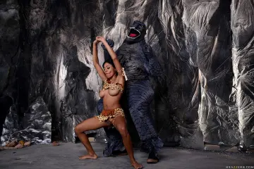 Anya Ivy & Johnny Sins - Baby Got Boobs photo 16
