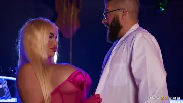 Bibi Bugatti & Xander Corvus - Brazzers photo 20