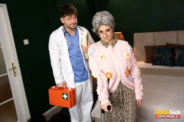 Billie Star & Michael Fly - FakeHub photo 13