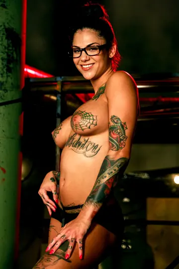 Bonnie Rotten & Tommy Pistol - Digital Playground photo 20