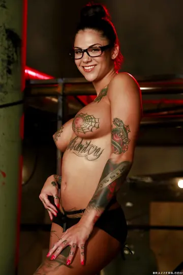 Bonnie Rotten - ZZ Series photo 11