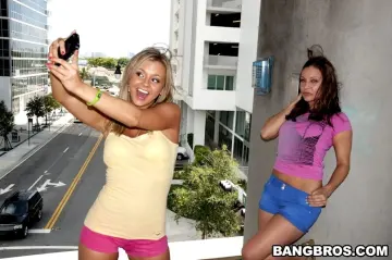 Bree Olson & Gracie Glam - Ass Parade photo 3