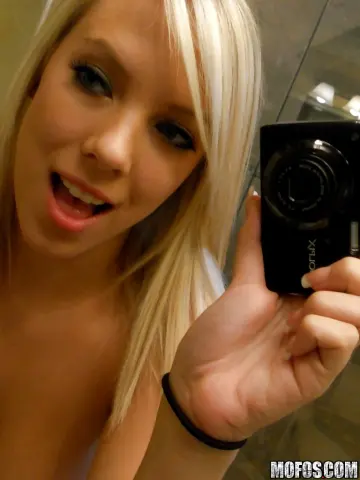 Britney Beth - I Know That Girl photo 6