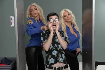 Brittany Andrews, Jordi El Nino Polla & Nicolette Shea - Brazzers photo 10