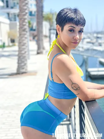 Brooklyn Gray & Romeo Mancini photos