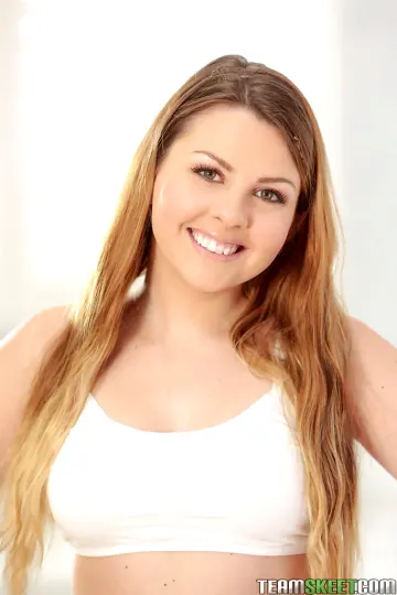 Cali Hayes - My BabySitters Club photo 13
