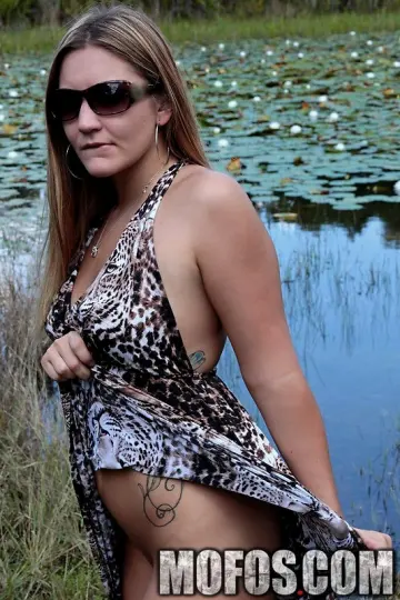 Carmen Knoxx - Mofos photo 5