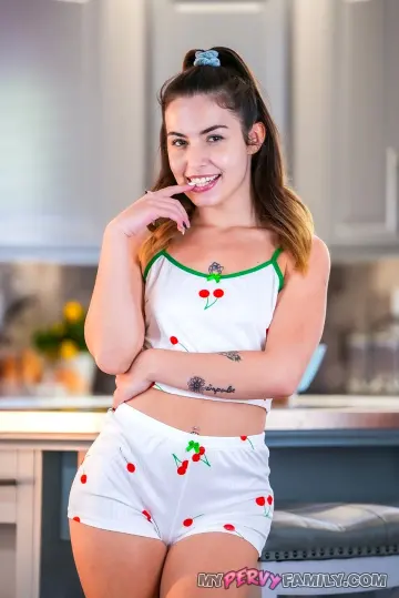 Chanel Camryn & Filthy Rich - My Pervy Family photo 13