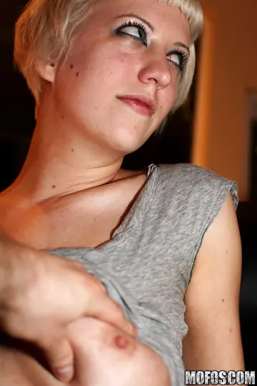 Cherry Torn - I Know That Girl photo 15