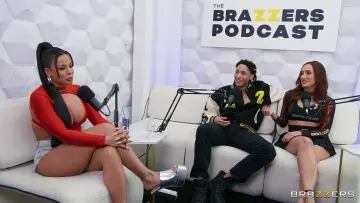 Chloe Amour, Luna Star & Derek Savage - Brazzers photo 10
