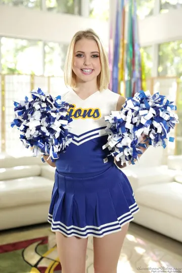 Chloe Cherry & Honey Gold - SweetHeartVideo photo 13