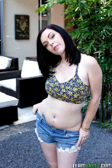 David Loso & Maryjane Mayhem - Titty Attack photo 8
