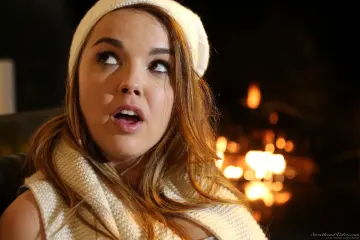 Dillion Harper & Elle Alexandra - SweetHeartVideo photo 5