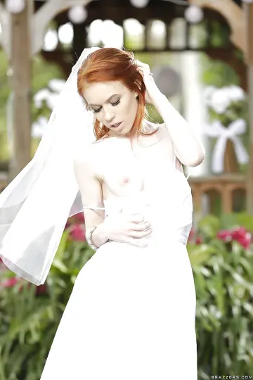 Dolly Little - Hot And Mean photo 6
