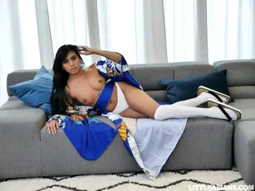Ember Snow - Little Asians photo 8