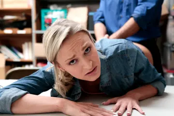 Emma Hix - Shoplyfter photo 11