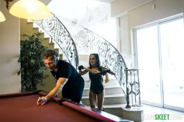 Freya Von Doom & Mike Mancini - TeamSkeet photo 3