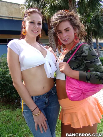Gianna Michaels & Naomi Russell - BangBros photo 20