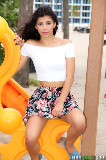 Gina Valentina - Exxxtra Small photo 16