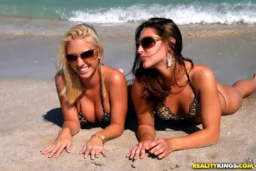 Gracie - We Live Together photo 8