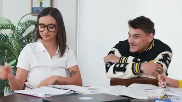 Hailey Rose & Victor Ray - Brazzers photo 5