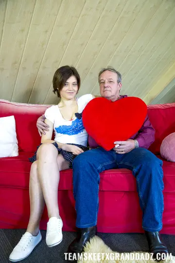 Harry & Veronica Morre - TeamSkeet photo 6