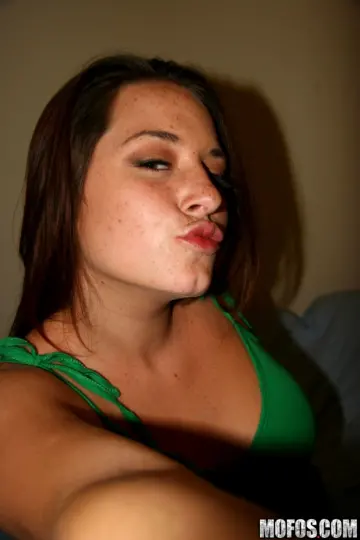 Iknowthatgirl Model photos