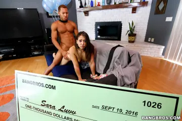 Isiah Maxwell, Ricky Johnson & Sara Luvv - BangBros photo 17