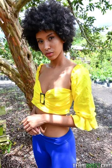 Janeth Black & Mario Leon - Oye Loca photo 19