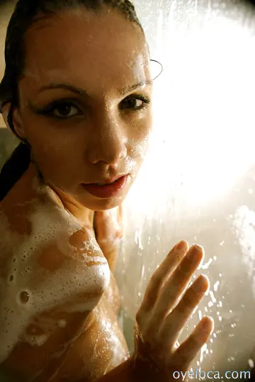 Jazmin Ortega - Oye Loca photo 4