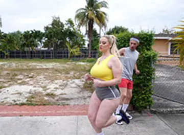 Jenna Starr & Johnny Love - MomIsHorny photo 18