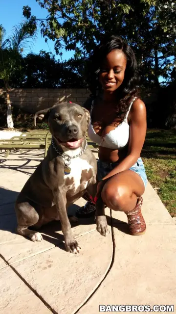 Jezabel Vessir - BangBros photo 13