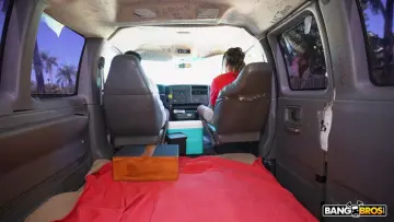 JJ Gold & Kaby Snow - Bang Bus photo 3
