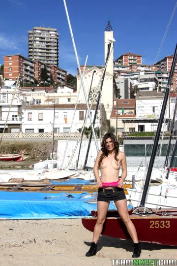 Julia Roca - Oye Loca photo 11