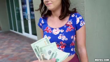 Karlie Brooks - Public Pickups photo 6