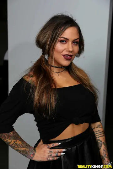 Karmen Karma - Reality Kings photo 17