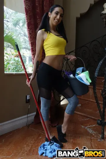 Kiarra Nava Hoe & Peter Green - My Dirty Maid photo 16