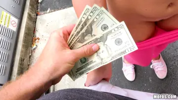 Kimber Lee - Public Pickups photo 14