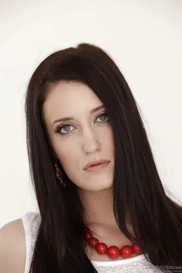 Kimberly Kane - RealityJunkies photo 4