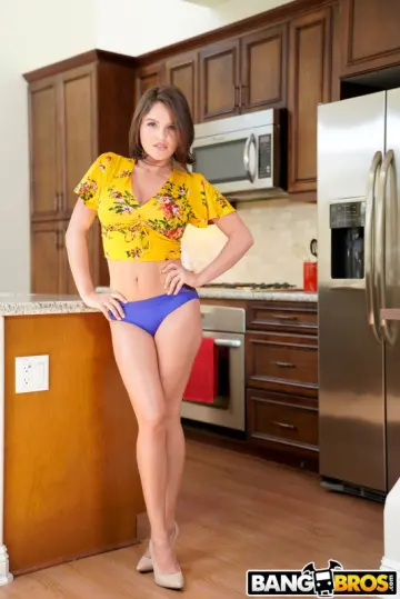 Krissy Lynn & Logan Long - Ass Parade photo 40