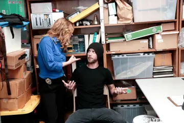 Krissy Lynn - Shoplyfter photo 7