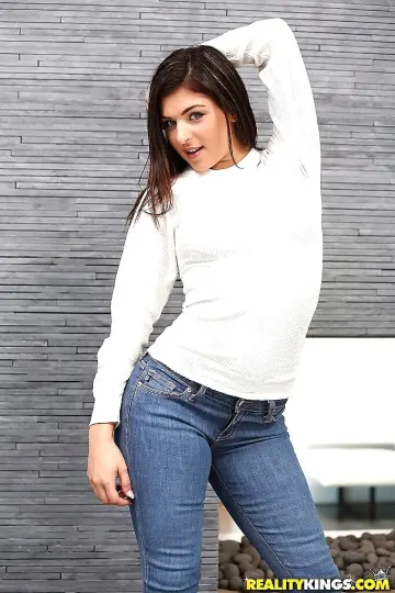 Leah Gotti - We Live Together photo 12